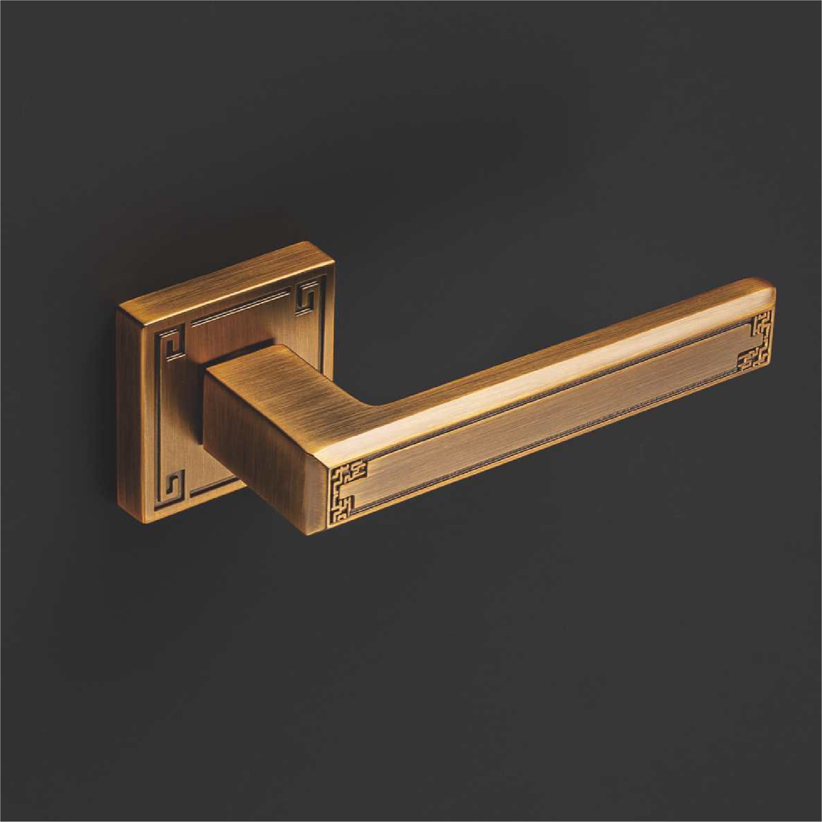 Khóa tân cổ điển kiểu Châu Âu A32-166